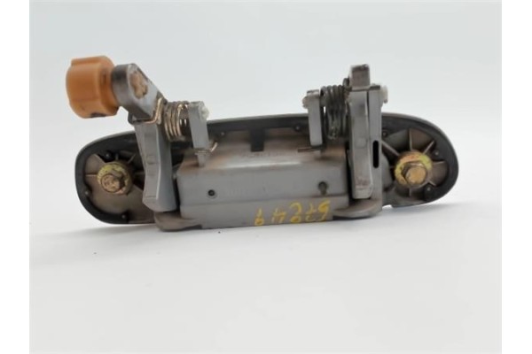 Recambio de maneta exterior trasero izquierda para mazda premacy (cp) 2.0 td referencia OEM IAM C10072410B67  