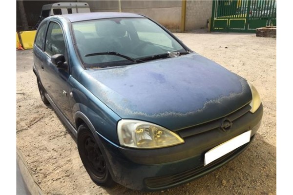 opel corsa c (2000) del año 