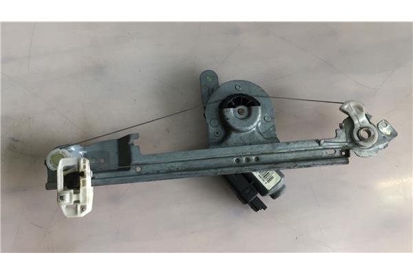 Recambio de mecanismo elevalunas trasero derecho para renault scenic ii (jm) 1.5 dci (jm0f) referencia OEM IAM 440726 0675D4 