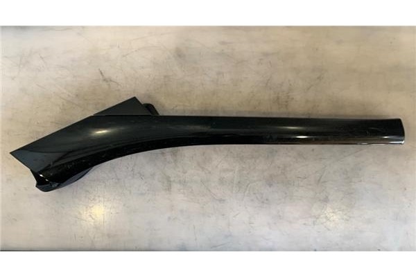 Recambio de moldura parabrisas derecha para renault scenic iii (jz) 1.2 grand expression referencia OEM IAM   