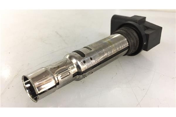 Recambio de bobina encendido para volkswagen polo iv (9n1) 1.4 16v referencia OEM IAM 036905715H  