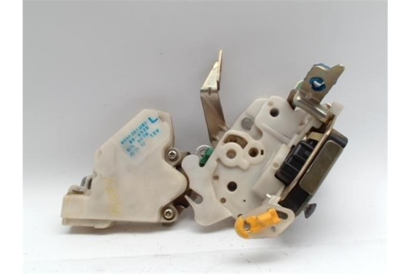 Recambio de cierre electromagnetico trasero izquierdo para nissan terrano ii (r20) 2.7 td 4wd referencia OEM IAM 8055301U61 89A5