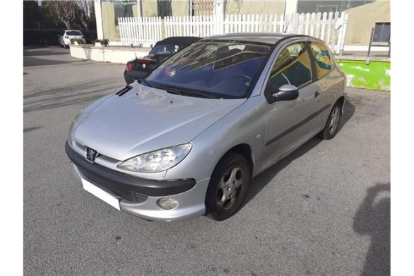 peugeot 206 del año 2002