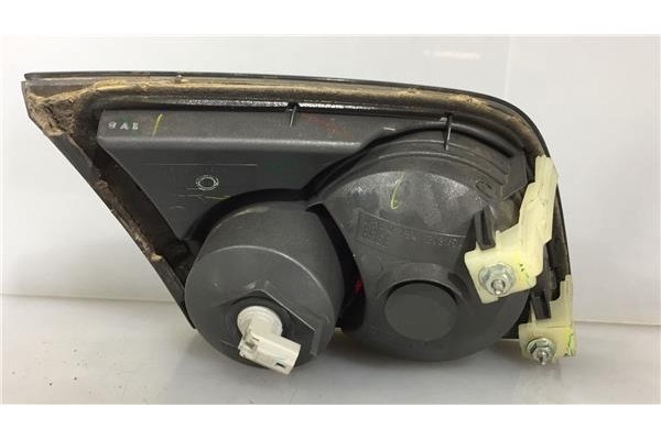 Recambio de piloto interior derecho para mazda 6 berlina (gg) 2.0 di referencia OEM IAM GR1A513H0A  