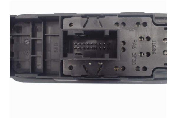 Recambio de mando elevalunas delantero izquierdo para peugeot 308 1.6 gt referencia OEM IAM 96565186XT  