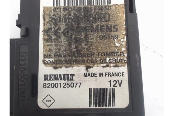 Recambio de clausor para renault megane ii (bm0/1_, cm0/1_) 1.6 16v (bm0c, cm0c) referencia OEM IAM 8200125077  