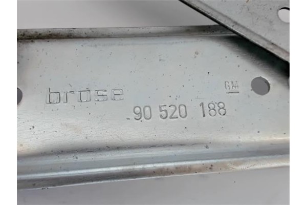Recambio de mecanismo elevalunas delantero derecho para opel corsa b 1.6 i 16v referencia OEM IAM 90520188 90520190 