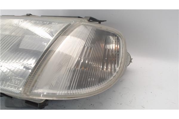 Recambio de faro delantero izquierdo para citroen saxo referencia OEM IAM   