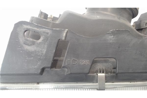 Recambio de faro delantero izquierdo para citroen saxo referencia OEM IAM   