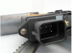 Recambio de mecanismo elevalunas delantero derecho para opel corsa b 1.6 i 16v referencia OEM IAM 90520188 90520190 