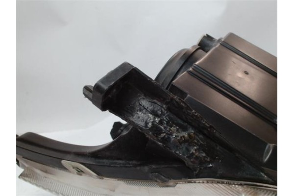 Recambio de faro delantero izquierdo para citroen c2 referencia OEM IAM 620870  