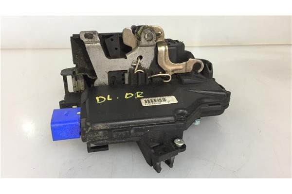 Recambio de cierre electromagnetico delantero derecho para seat toledo (5p2) 2.0 tdi 16v referencia OEM IAM 3D1837016  3D1837016