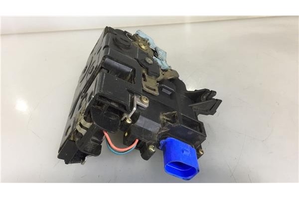 Recambio de cierre electromagnetico trasero izquierdo para seat toledo (5p2) 2.0 tdi 16v referencia OEM IAM 7L0839015  7L0839015