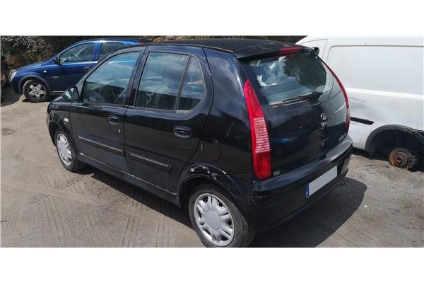 tata indica (40_v2) del año 2008