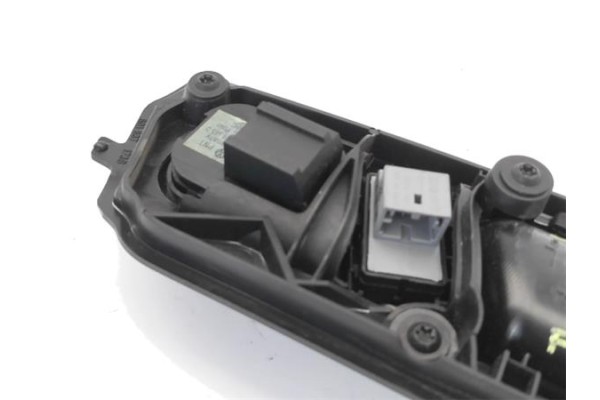 Recambio de manilla int. puerta delantero izquierda para volkswagen polo iv (9n1) 1.4 16v referencia OEM IAM 6Q1837173G 60183724