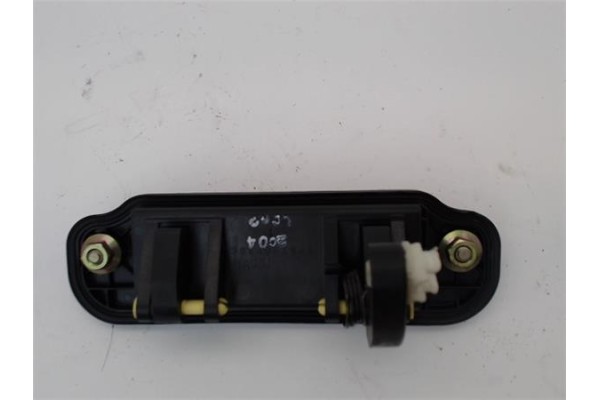 Recambio de maneta exterior porton para mazda premacy (cp) 2.0 td referencia OEM IAM LC6262410B  