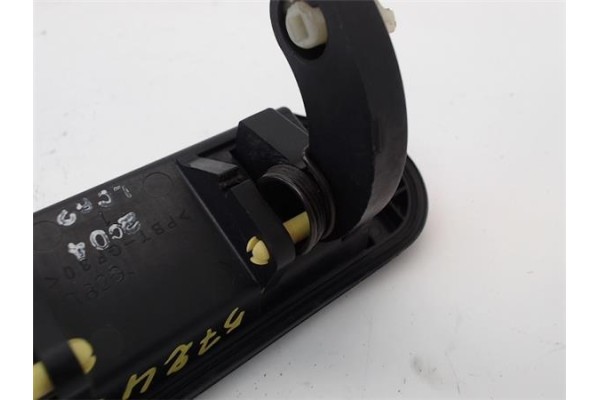 Recambio de maneta exterior porton para mazda premacy (cp) 2.0 td referencia OEM IAM LC6262410B  