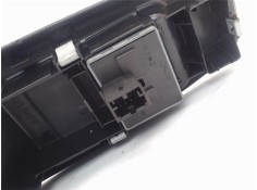 Recambio de mando elevalunas delantero izquierdo para volkswagen polo iv (9n1) 1.4 16v referencia OEM IAM 6q1867171e  