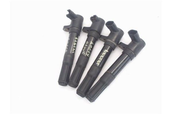 Recambio de bobina encendido para fiat bravo (182) 1.2 16v 80 trofeo referencia OEM IAM b920 bae4030 
