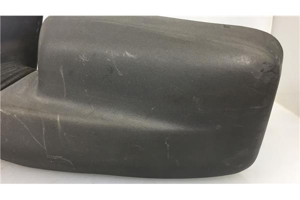 Recambio de retrovisor izquierdo para peugeot 309 1.3 referencia OEM IAM 8151  