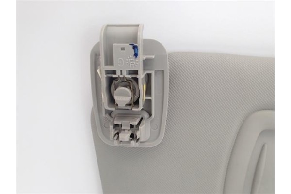 Recambio de parasol izquierdo para renault laguna iii berlina 2.0 dci (bt01, bt0e, bt0k) referencia OEM IAM 964010001R  