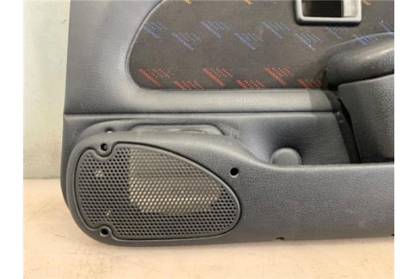 Recambio de guarnecido puerta delantero derecha para peugeot 106 (s2) 1.6 s16 referencia OEM IAM 9314AJ  
