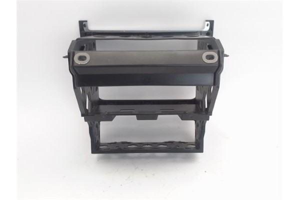 Recambio de embellecedor consola central para volkswagen polo v (6r1) 1.2 sport referencia OEM IAM 6R0858005D  