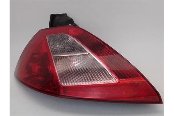 Recambio de piloto trasero izquierdo para renault megane ii berlina 5p 1.5 authentique referencia OEM IAM 8200073236 89398082 77
