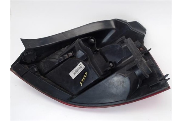 Recambio de piloto trasero izquierdo para renault megane ii berlina 5p 1.5 authentique referencia OEM IAM 8200073236 89398082 77