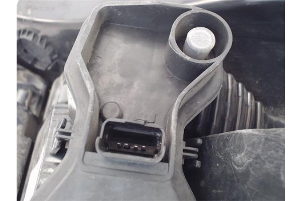 Recambio de piloto trasero izquierdo para renault megane ii berlina 5p 1.5 authentique referencia OEM IAM 8200073236 89398082 77