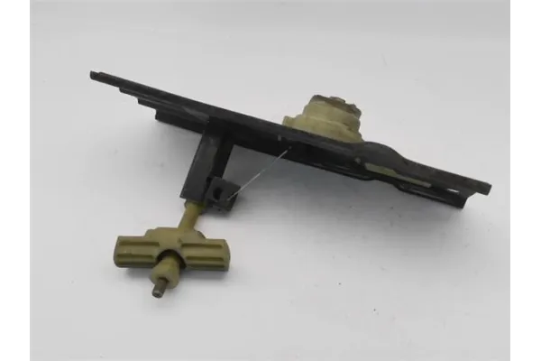 Recambio de porta rueda para chrysler voyager gs 2.5 td le grand voyager referencia OEM IAM 4860958AB  