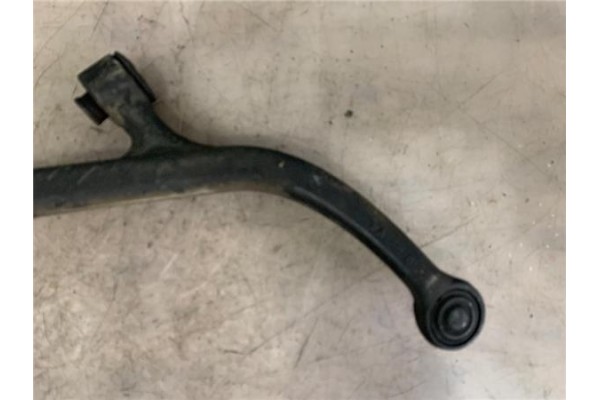 Recambio de brazo inferior delantero izquierdo para peugeot 106 (s2) 1.6 s16 referencia OEM IAM 352092  