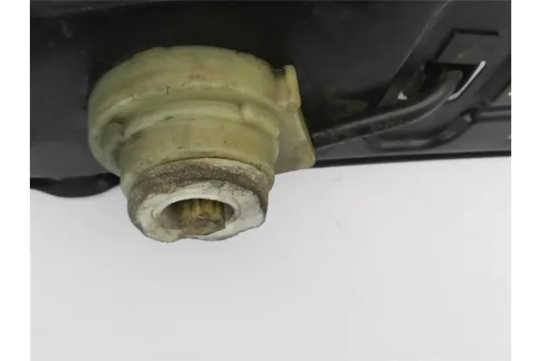 Recambio de porta rueda para chrysler voyager gs 2.5 td le grand voyager referencia OEM IAM 4860958AB  