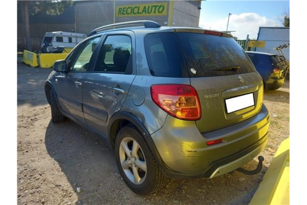suzuki sx4 (gy) del año 