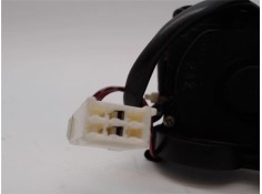 Recambio de cierre electromagnetico delantero derecho para mazda premacy (cp) 2.0 td referencia OEM IAM CB0758310B  