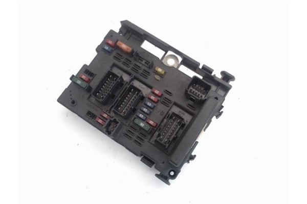 Recambio de caja fusibles/rele para peugeot 206 1.4 i referencia OEM IAM 9650664180  