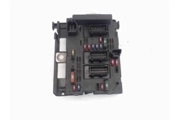 Recambio de caja fusibles/rele para peugeot 206 1.4 i referencia OEM IAM 9650664180  