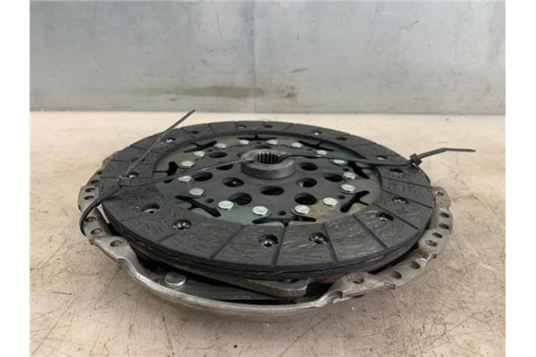Recambio de disco embrague para renault laguna ii (bg0) 1.9 dci (bg1a, bg1w) referencia OEM IAM 302054848R 302056360R 123109410R
