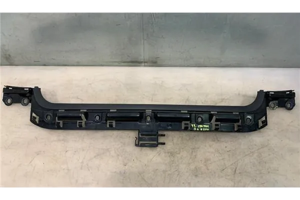 Recambio de soporte derecho paragolpes trasero para bmw serie 1 berlina (e81/e87) 2.0 120d referencia OEM IAM 51127058521 Recambio de soporte derecho paragolpes trasero para bmw serie 1 berlina (e81/e87) 2.0 120d referencia OEM IAM 51127058521