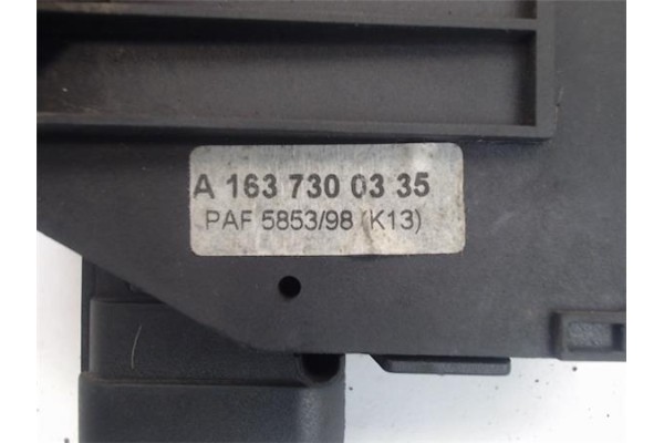 Recambio de cierre electromagnetico trasero izquierdo para mercedes-benz clase m (bm 163) 3.2 320 (163.154) referencia OEM IAM A