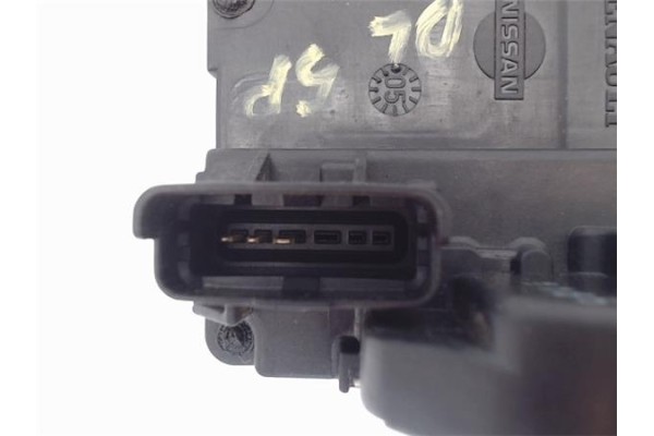 Recambio de cierre electromagnetico delantero derecho para nissan micra (k12e) 1.5 dci referencia OEM IAM 80500AX11A  