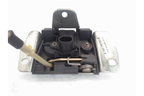 Recambio de cierre electromagnetico porton para mercedes-benz clase m (bm 163) 3.2 320 (163.154) referencia OEM IAM A1637400235 