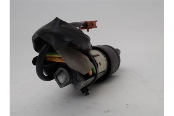 Recambio de clausor para citroen xsara picasso 1.6 referencia OEM IAM 9641551180  