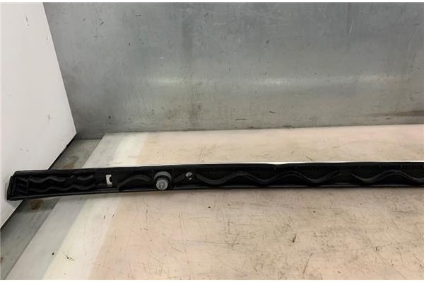 Recambio de barras de techo para renault grand scenic iv 1.2 tce referencia OEM IAM 8201622112  