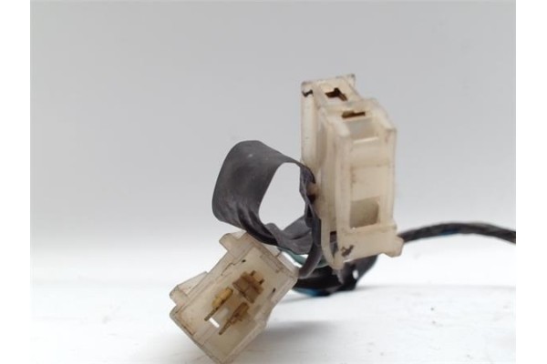 Recambio de regulador ventilador climatizacion para nissan patrol gr (y60) 2.8 gr referencia OEM IAM 4831131753  