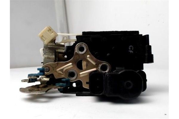 Recambio de cerradura puerta delantero derecha para daewoo kalos 1.4 sport referencia OEM IAM 96272644  