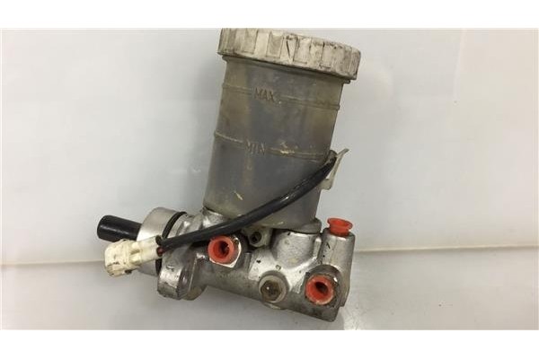 Recambio de bomba freno para suzuki vitara (se/sf/et) 2.0 hdi techo metálico lujo referencia OEM IAM BL2 516 