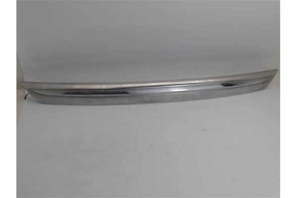 Recambio de moldura porton trasero para honda fr-v (be) 2.0 comfort referencia OEM IAM   