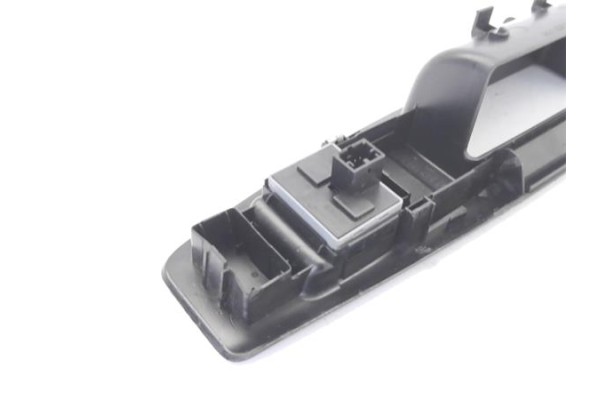 Recambio de mando elevalunas delantero izquierdo para volkswagen polo iv (9n1) 1.4 16v referencia OEM IAM 6Q09598589B9  