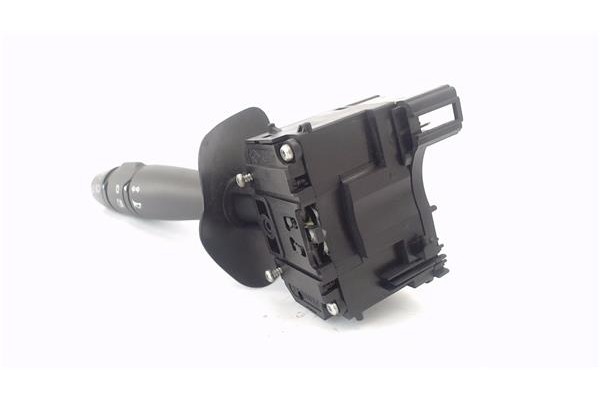 Recambio de mando intermitencia para dacia sandero i 1.2 16v referencia OEM IAM 8200792584 901057666 